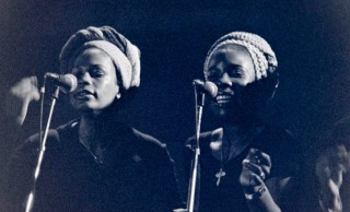 ♪09 Three Little Birds