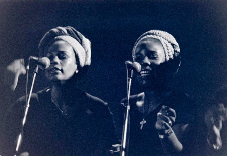 ♪09 Three Little Birds